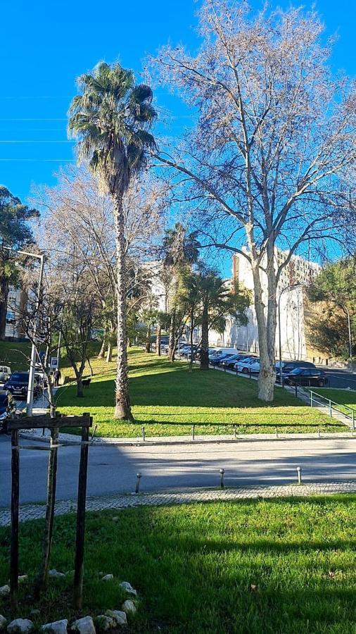 Lovely Room For Rent Odivelas  Exterior photo